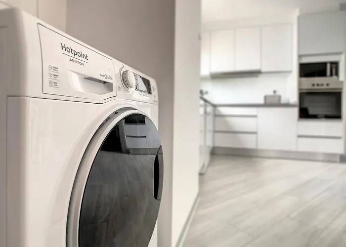 Rainbow By Lovelystay דירה